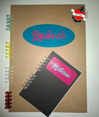 Handgemachtes Malbuch und Notizen, inspiriert durch die Hefter Plotterdatei von Easy-Sticks, kombiniert kreative Farben und Designs.