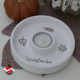 Herbstzeit Sprüche für den Plotter von easy-sticks: Schlichte Teelichtunterlage mit herbstlichem Design, perfekt für eine gemütliche Atmosphäre.