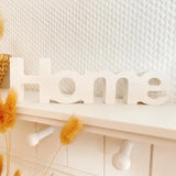 Wunderschöne Silikonform von Easy-Sticks mit dem Schriftzug 'Home', ideal für kreative Projekte und Dekoration zu Hause.