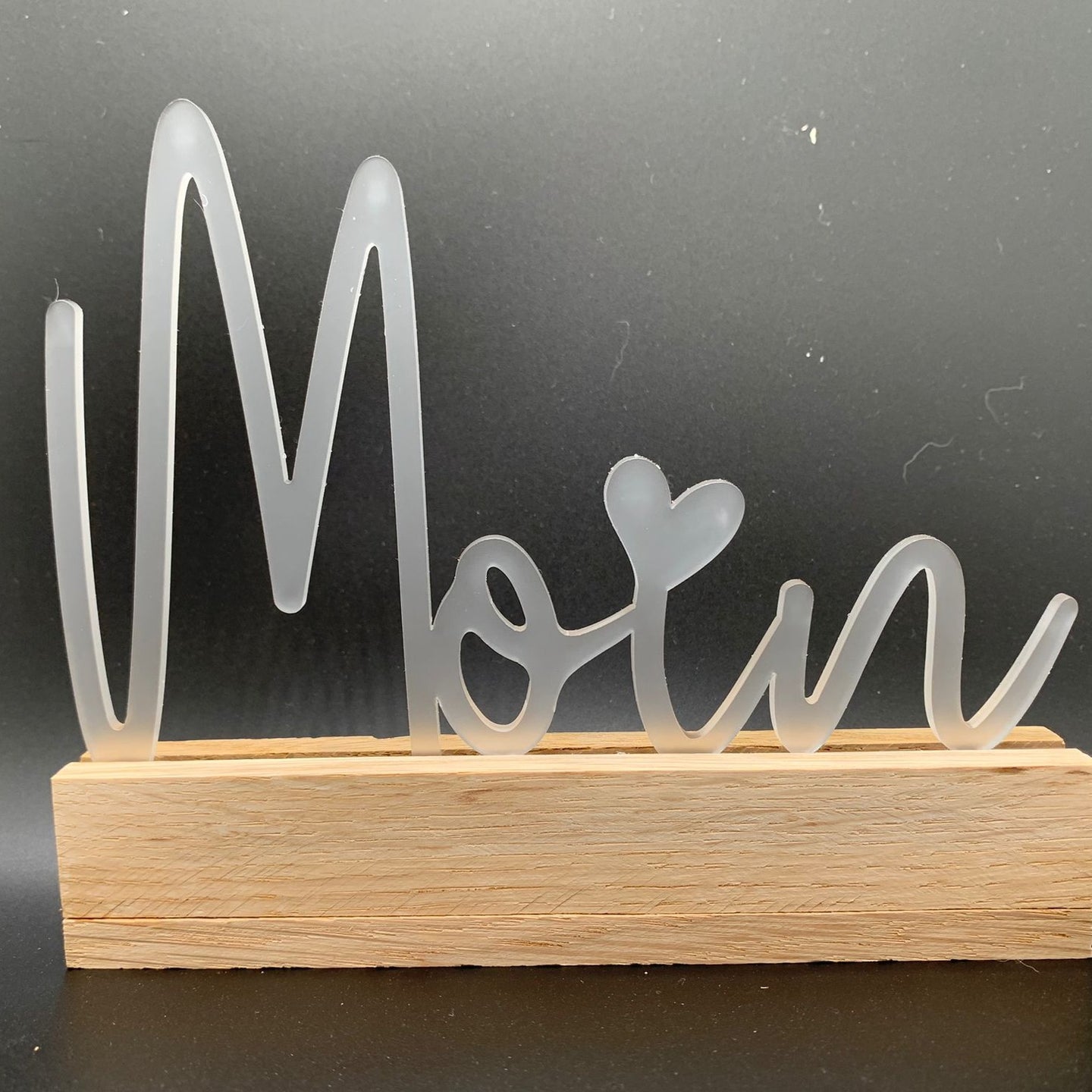 Eleganter Moin Schriftzug mit Herz von Easy-Sticks, ideal für Dekoration und Kartenhalter