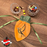 Eleganter Samtbeutel in Orange mit dem Motiv "I love Tits" von easy-sticks, ein stilvolles Accessoire für Geschenke.