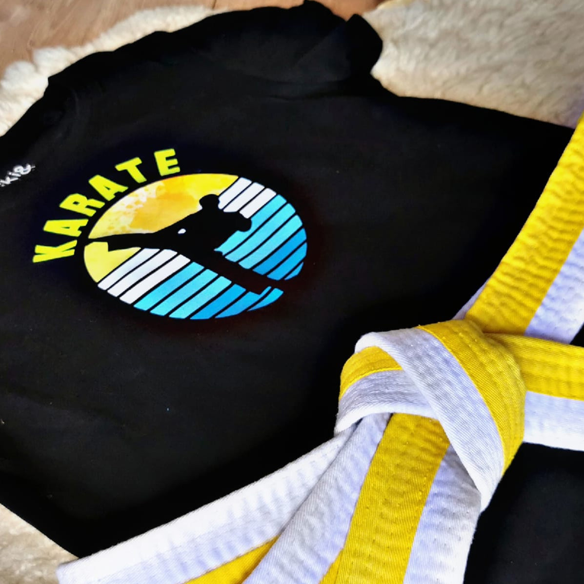 Karate Abzeichen Plotterdatei Sportbekleidung Plotteridee