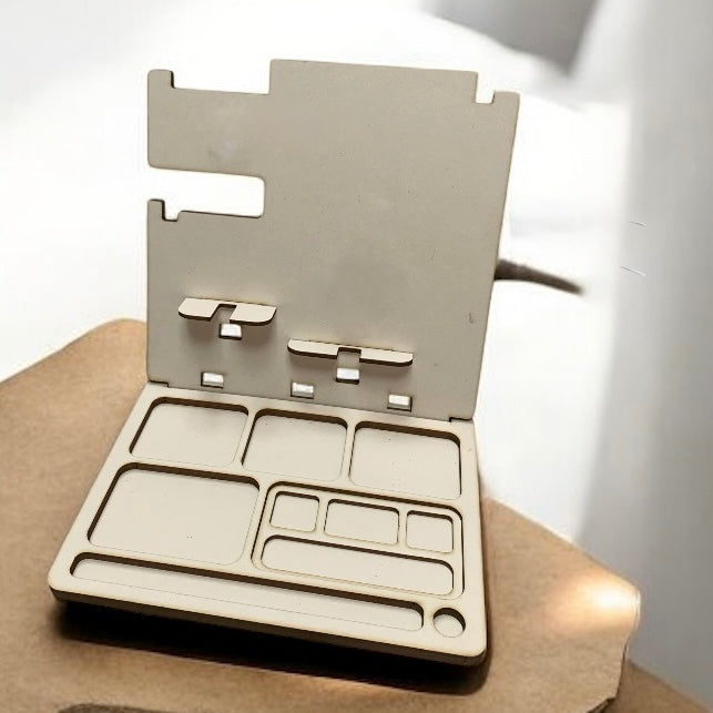 Leeres Lade Tisch Organzier Modell von easy-sticks, Laserdatei 3&4 mm, bietet eine vielseitige Grundlage für die kreative Gestaltung und Organisation.