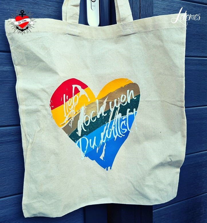 Tasche mit der Grafik 'Lieb doch wen du willst' in bunten Farben vom Anbieter easy-sticks, ideal für umweltfreundliche Shopping-Lösungen.