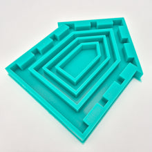 Lade das Bild in den Galerie-Viewer, Detailaufnahme der Easy-Sticks Silikonform in Türkis, ideal für die Herstellung von Deko-Elementen - 4-in-1 Haus &amp; Häuserrahmen.
