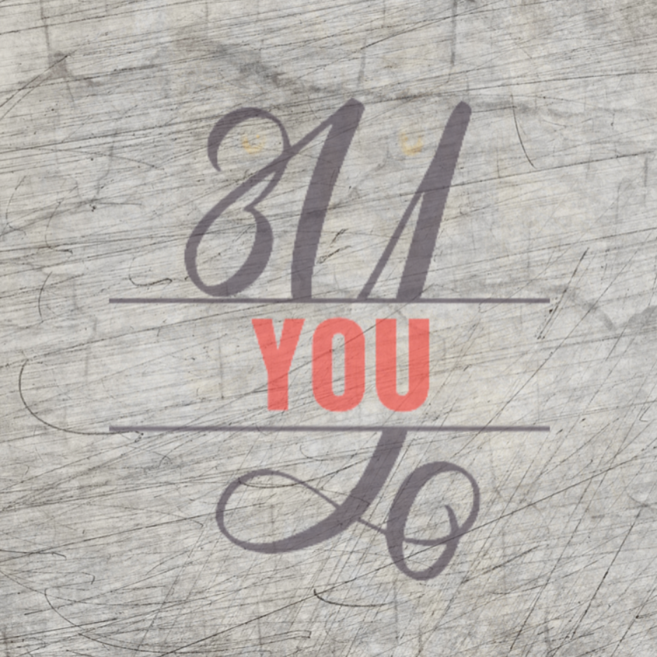 Monogramm 'Y' Plotterdatei von easy-sticks, künstlerische Darstellung mit der Aufschrift 'YOU' in leuchtend roter Schrift auf einer Holztextur.