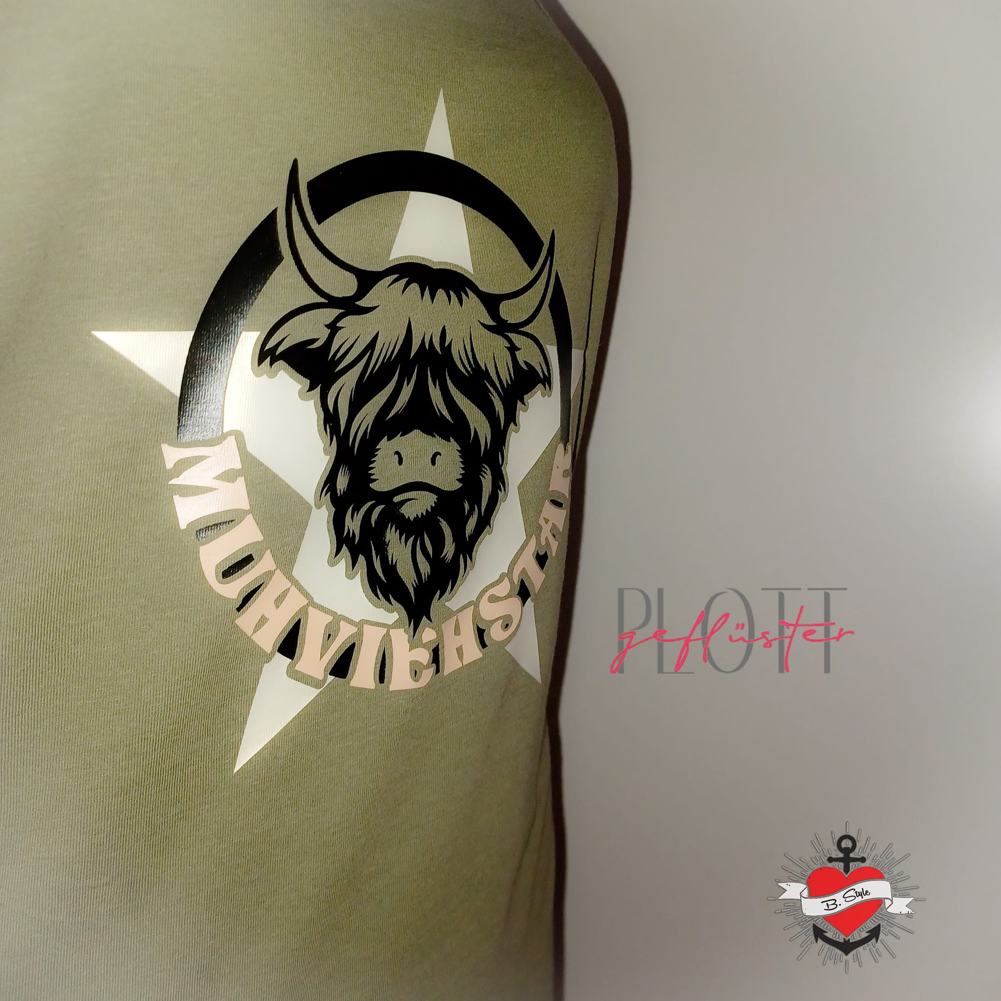 Muhviehstar Plotterdatei von easy-sticks, modisches T-Shirt mit Highland-Rind Grafik in frischem Design.