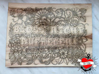 Lasergravierte Holzplatte mit der Design 'Bloß nicht aufregen!' von easy-sticks. Ideal für individuelle, handgefertigte Dekorationen.