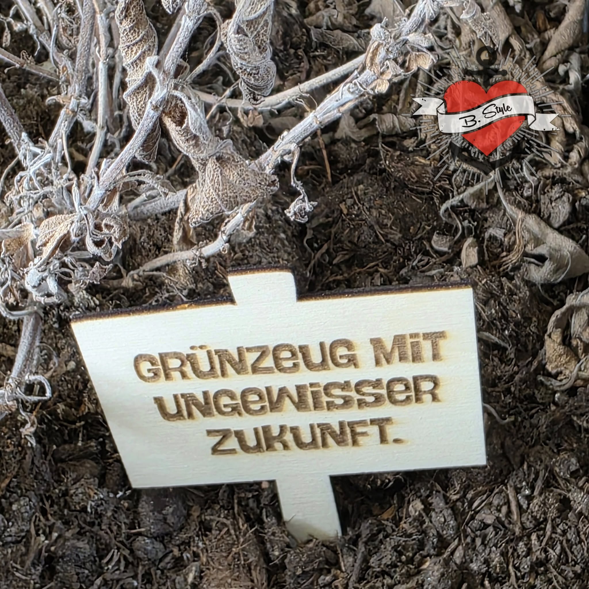 Pflanzenstecker Megapack Plotten & Lasern Datei zum Downloaden Beispiel - Grünzeug mit ungewisser Zukunft