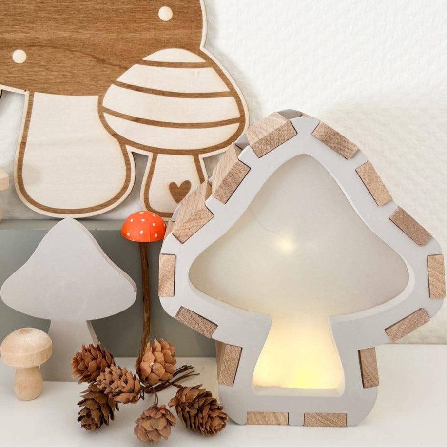 Pilz Gießform gegossen und mit Easy-sticks gebaut