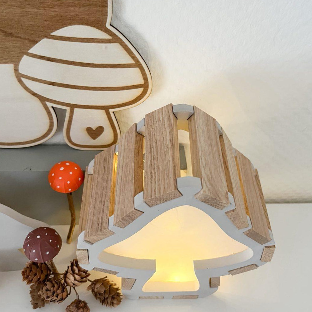Pilz Gießform gegossen und mit Easy-sticks gebaut