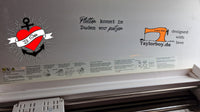 Detailansicht eines Plotters mit einem Putzspruch, designt mit der Plotterdatei von easy-sticks, perfekt für kreative Bastelideen.