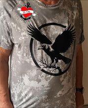 Lade das Bild in den Galerie-Viewer, Rabe - Plotterdatei Bild Rabe Plotter download downlaoddatei vogel easy-sticks T-Shirt idee zum plotten
