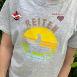 Reiten Abzeichen Schild Reitabzeichen Plotter plotteridee Idee Reiter Reiterin Geschenk T-Shirt