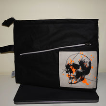 Lade das Bild in den Galerie-Viewer, Schädel Skizze Plotterdatei Plotter T-Shirt Skull Punk Emo Tasche Beutel Plotteridee Totenkopf
