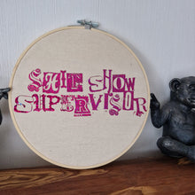 Lade das Bild in den Galerie-Viewer, Shit Show Supervisor Plotterdatei zum Downloaden
