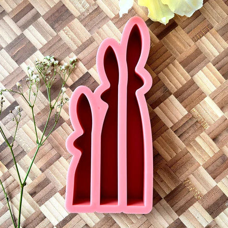 201 pinke Silikonform von Easy-Sticks mit drei schmalen Hasen, kreativ für verschiedene Materialien. Silikonform - 3 schmale Hasen.