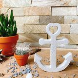 Anker Deko - Silikonform mit Herz, maritime Gießform dekoriert auf Holzoberfläche.