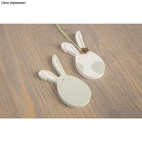 Zwei niedliche Hasenmotive aus der Silikonform 'Happy Spring' von Easy-Sticks, ideal zum Ausgießen und Verzieren für Ostern.