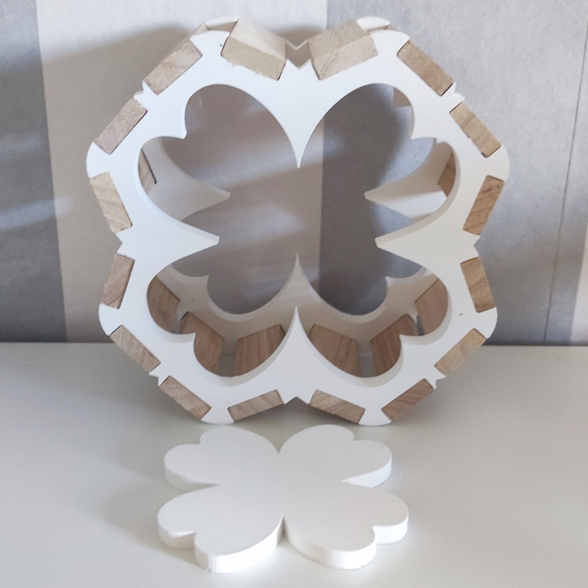 Silikonform - 2 in 1 Kleeblatt Rahmen gegossen und gebastelt mit Klötzchen