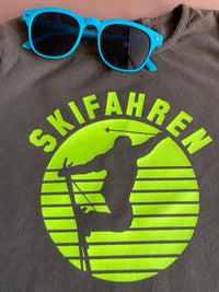 Skifahren  Abzeichen - Plotterdatei Ski Idee DIY Plotter Tasse geschenkidee