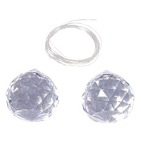 Rayher Sonnenfänger - 2er Set, zwei glitzernde Glas-Elemente und ein Perlonfaden für stimmungsvolle Raumdekoration.