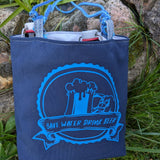 Bier Set mit 5 Motiven - Plotterdatei von easy-sticks, präsentiert auf einer stylischen Tasche mit dem Spruch 'Save water drink beer'.