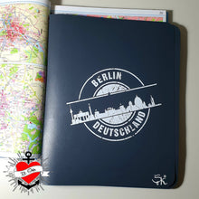 Lade das Bild in den Galerie-Viewer, Stempel Skyline Berlin Plotterdatei
