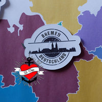 Aufkleber mit dem 'Stempel Skyline Bremen'-Design von easy-sticks. Perfekt für kreative Herstellung mit der Plotterdatei.
