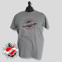 Düsseldorf Skyline T-Shirt von easy-sticks, das die "Stempel Skyline Düsseldorf" Plotterdatei zeigt. Ideal für kreative DIY-Projekte.