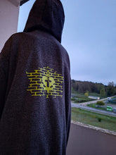Lade das Bild in den Galerie-Viewer, Kreuz im Herz Anker Streetart Plotter datei idee download kaufen DIY Idee Geschenk beplotten B.Style Pullover 
