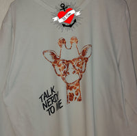 Rede mit mir über Nerds Giraffe mit Brille Plotteridee Plotter datei talk nerdy to me b.style T-shirt