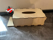 Lade das Bild in den Galerie-Viewer,  Taschentuch Box zum Lasern Laserdatei zum Downloaden Laser Holz DIY Idee xtool
