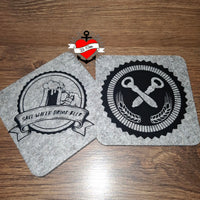 Bier Set mit 5 Motiven - Plotterdatei von easy-sticks, zeigt coole Bieruntersetzer aus Filz mit originellen Bier-Sprüchen.
