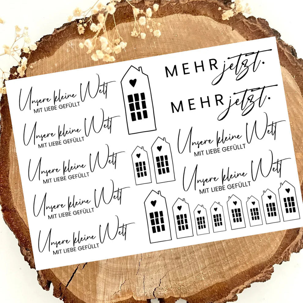 Rub Ons - Unsere kleine Welt mit Liebe gefüllt A5 in schwarz oder gold