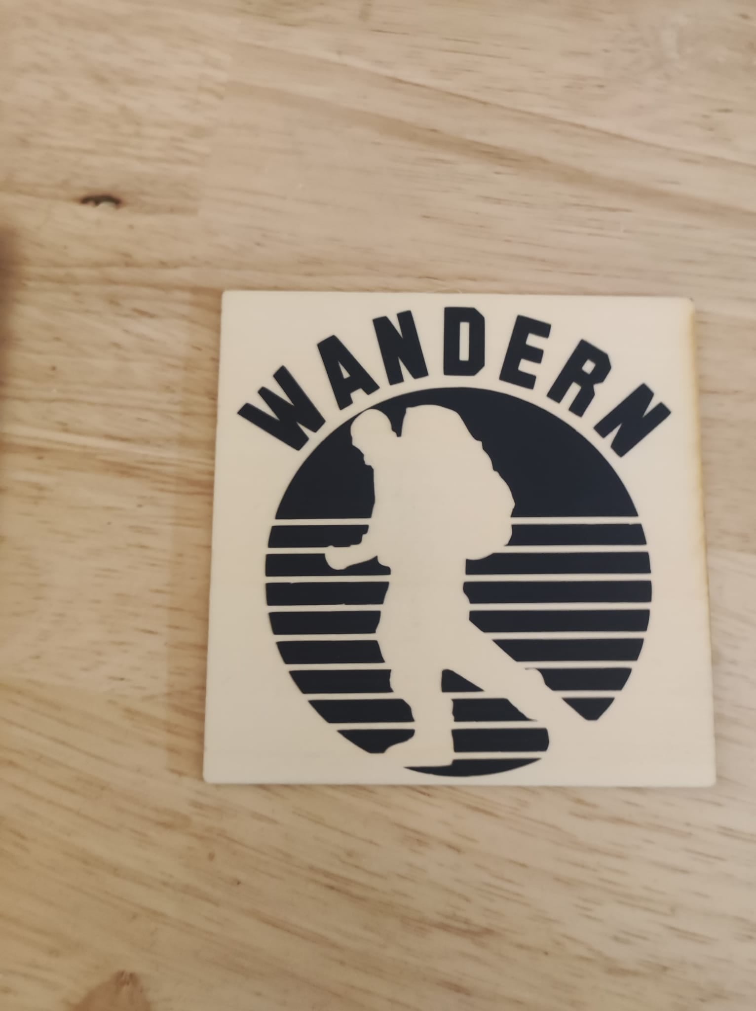 Wandern Schild Zeichen Abzeichen Plotterdatei JacobswegPlotter Idee DIY Handtuch Geschenk Idee für Wanderer