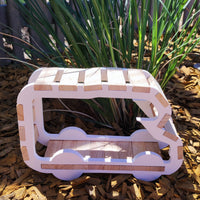 Wohnwagen Rahmen Silikonform gegossen und mit Easy-Sticks aufgebaut