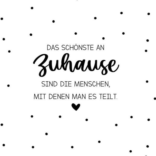 Gestaltung der Lichtbox und Laterne mit dem inspirierenden Spruch "Das Schönste an Zuhause sind die Menschen, mit denen man es teilt" von easy-sticks. Ideal für kreative DIY-Projekte und als Geschenkidee.