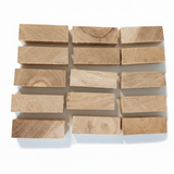 Easy-Sticks 3.0 Oak Harmony 7,2 cm x 2,4 cm x 1,5 cm, 15 Stück - natürliche Eichen-Stäbe auf einem weißen Hintergrund.