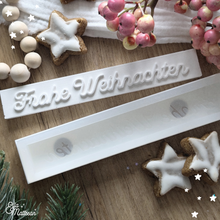 Lade das Bild in den Galerie-Viewer, Frohe Weihnachten Schriftzug Easy-Sticks Silikonform
