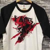 Kreatives T-Shirt mit dem Slogan 'Face your fear' in auffälligem Design, ideal für DIY-Projekte. Entworfen von Easy-Sticks.