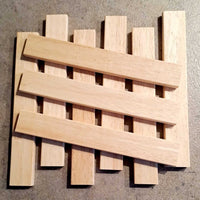 Ein kreatives Bastelprojekt mit abgerundeten Easy-Sticks 5.0 von Easy-Sticks, die aus hochwertigem Hartholz bestehen und 16 cm lang sind.
