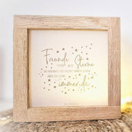 Lichtbox mit dem Spruch "Freunde sind wie Sterne. Du kannst sie nicht immer sehen, aber sie sind immer da." von easy-sticks, perfekt für kreative DIY-Projekte.