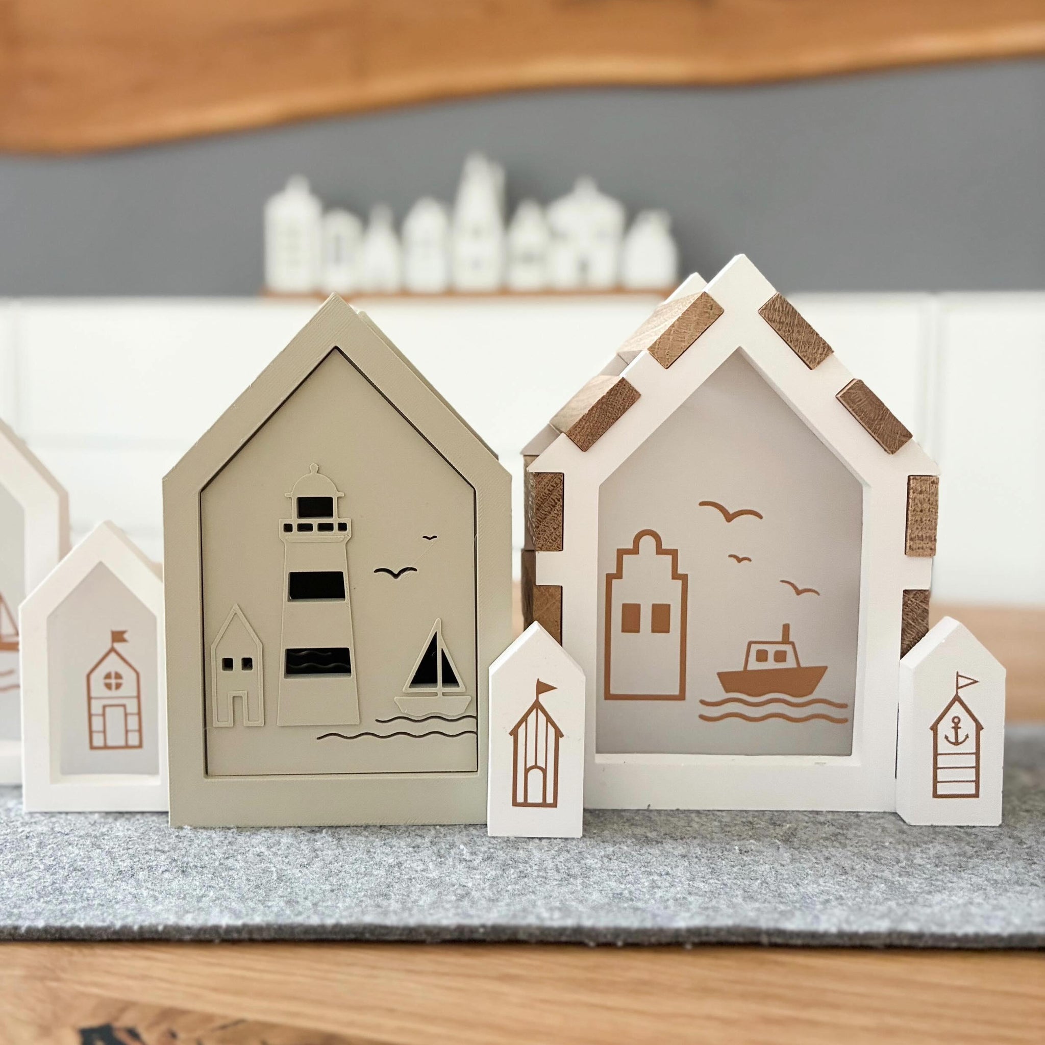 Maritimes Haus mit Leuchtturm, Segelboot, Haus – 3D-Druckdatei (STL)