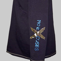 NO Excuses Plotterdatei von easy-sticks - Texturierte Textilgestaltung mit metallic-blauem und silbernem Druck.