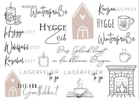 Rub On UV Sticker randlos Winter 2 A5 von easy-sticks präsentiert ansprechende Winterillustrationen und gemütliche Sprüche, perfekt für einfache Gestaltungsideen.