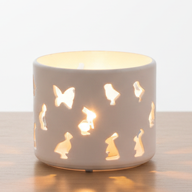 Schmetterling & Hase Laterne als Teelicht auf Tisch – Shopbild