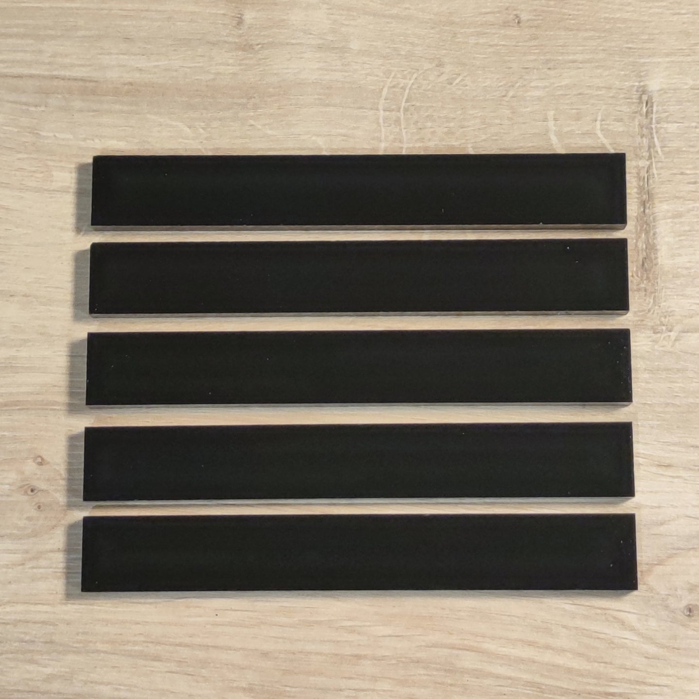 Easy-Sticks Acryl glänzend schwarz, 8 Stück für außen und innen