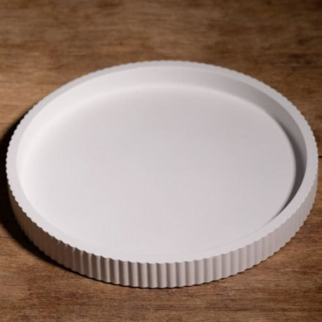 Hochwertige Silikonform für Teller von easy-sticks, ca. 21 x 2,5 cm, perfekt zum Gestalten individueller Teller für verschiedene Zwecke.