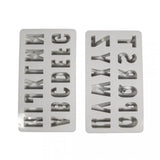 Zwei Silikonformen von Easy-Sticks für Buchstaben: Detailansicht der Buchstaben A bis Z, perfekt zum Gestalten von einzigartigen DIY-Projekten.